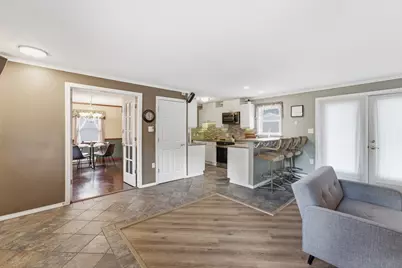 66 Barrison St, Springfield, MA 01109 - Photo 5