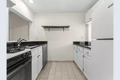 106 Pleasant St #2, Cambridge, MA 02139 - Photo 13