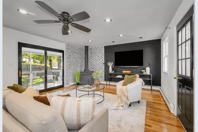 67 Melvin St, Wakefield, MA 01880 - Photo 11
