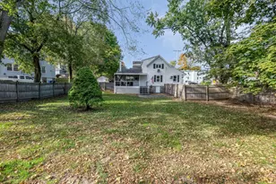 67 Melvin St, Wakefield, MA 01880 - Photo 3