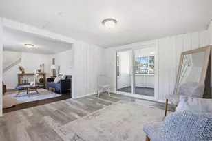 25 Lynn St, Peabody, MA 01960 - Photo 13