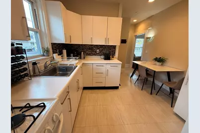 3 Walnut St #1, Wakefield, MA 01880 - Photo 3