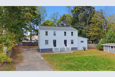 27 Lynn St #A, Peabody, MA 01960 - Photo 1