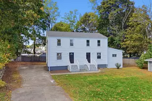 27 Lynn St, Peabody, MA 01960 - Photo 1