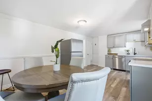 27 Lynn St, Peabody, MA 01960 - Photo 9
