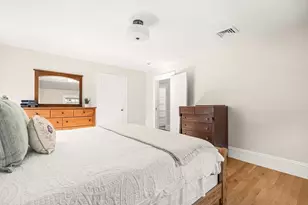 15 Lloyd St, Winchester, MA 01890 - Photo 25