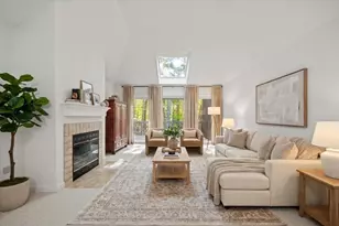 16 Bentwood Dr, Sturbridge, MA 01566 - Photo 5