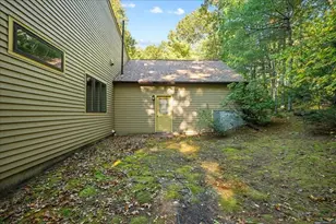 16 Bentwood Dr, Sturbridge, MA 01566 - Photo 33