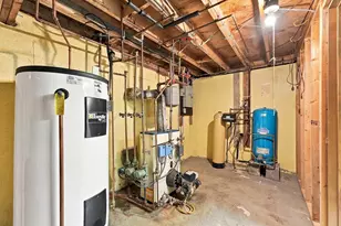 4 Silver St, Monson, MA 01057 - Photo 37