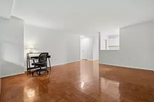 9 Hawthorne Pl, Boston, MA 02114 - Photo 5