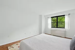 9 Hawthorne Pl, Boston, MA 02114 - Photo 7