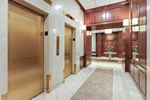 9 Hawthorne Pl, Boston, MA 02114 - Photo 21
