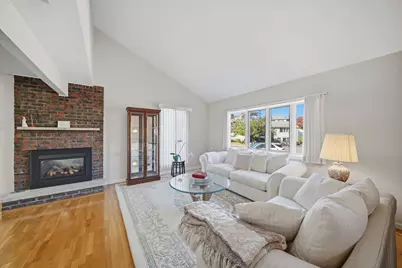 30 Mammola Way, Medford, MA 02155 - Photo 7