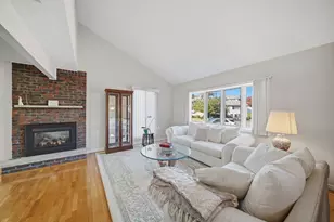 30 Mammola Way, Medford, MA 02155 - Photo 7