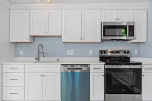 18 Valley Rd, Lynn, MA 01902 - Photo 11