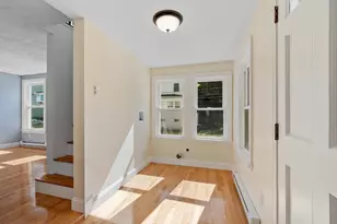 18 Valley Rd, Lynn, MA 01902 - Photo 9