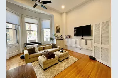 195 Beacon #3, Boston, MA 02116 - Photo 1