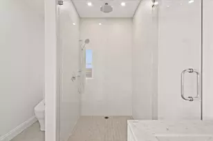 153 Edgewater Dr, Quincy, MA 02179 - Photo 33