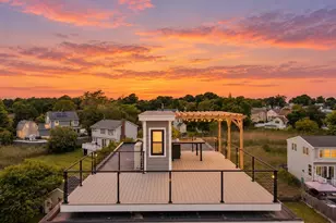 153 Edgewater Dr, Quincy, MA 02179 - Photo 5