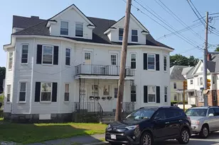 186 Pine St, Lowell, MA 01851 - Photo 1
