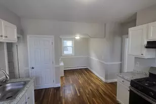 186 Pine St, Lowell, MA 01851 - Photo 7