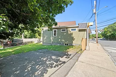 182 Myrtle St, Lynn, MA 01905 - Photo 19
