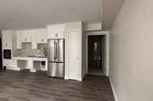 926 Broadway, Chelsea, MA 02150 - Photo 5
