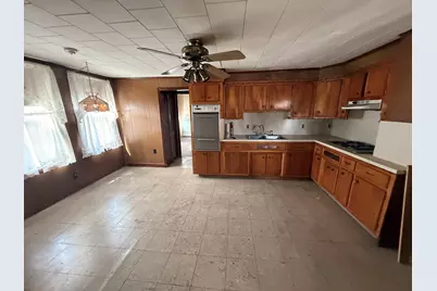 721 Broadway, Chelsea, MA 02150 - Photo 17