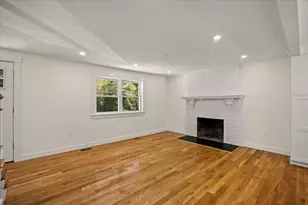 258 Poquanticut Ave, Easton, MA 02356 - Photo 21