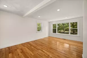 258 Poquanticut Ave, Easton, MA 02356 - Photo 15