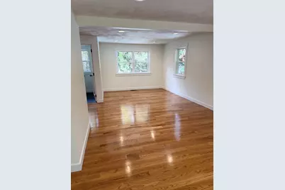 258 Poquanticut Ave, Easton, MA 02356 - Photo 7