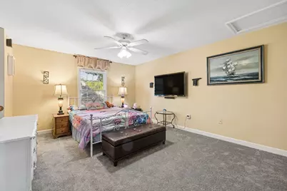 16 Hickory Hill #16, West Springfield, MA 01089 - Photo 27