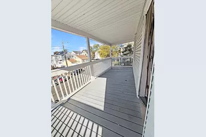 77 Chestnut St #2, Lynn, MA 01902 - Photo 9