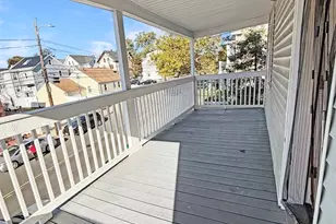 77 Chestnut St, Lynn, MA 01902 - Photo 9