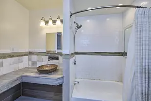 6 Bedford St, Somerville, MA 02143 - Photo 5