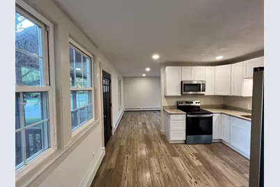 1076 Hill Street, Northbridge, MA 01588 - Photo 5