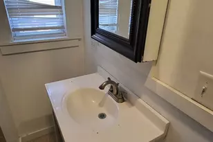 48 Riverside St, Lowell, MA 01854 - Photo 7