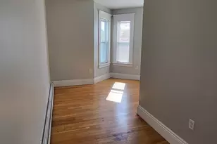 48 Riverside St, Lowell, MA 01854 - Photo 11