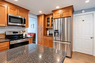 93 Oakland Ave, Seekonk, MA 02771 - Photo 3