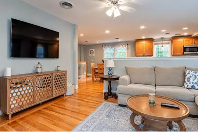 93 Oakland Avenue, Seekonk, MA 02771 - Photo 15