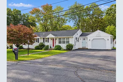 93 Oakland Avenue, Seekonk, MA 02771 - Photo 1