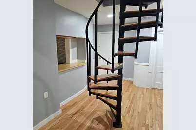 106 Walnut St #2, Clinton, MA 01510 - Photo 7
