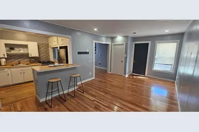 106 Walnut St #2, Clinton, MA 01510 - Photo 5