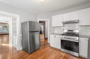 38 Carver Rd E, Watertown, MA 02472 - Photo 7