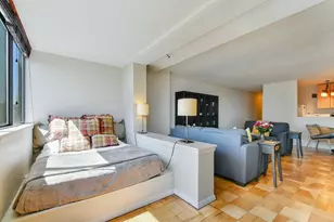 2 Hawthorne Pl, Boston, MA 02114 - Photo 5