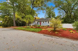 9 Eclipse Ave, Chelmsford, MA 01824 - Photo 3