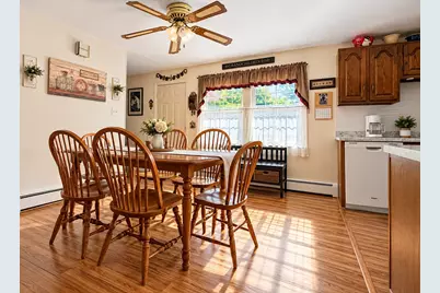22 Loring St, Auburn, MA 01501 - Photo 13