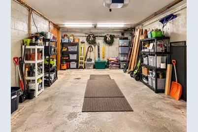 22 Loring St, Auburn, MA 01501 - Photo 27