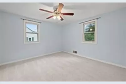 324 Wildwood Ave, Worcester, MA 01603 - Photo 13