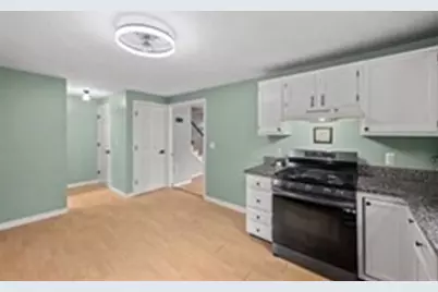 324 Wildwood Ave, Worcester, MA 01603 - Photo 7